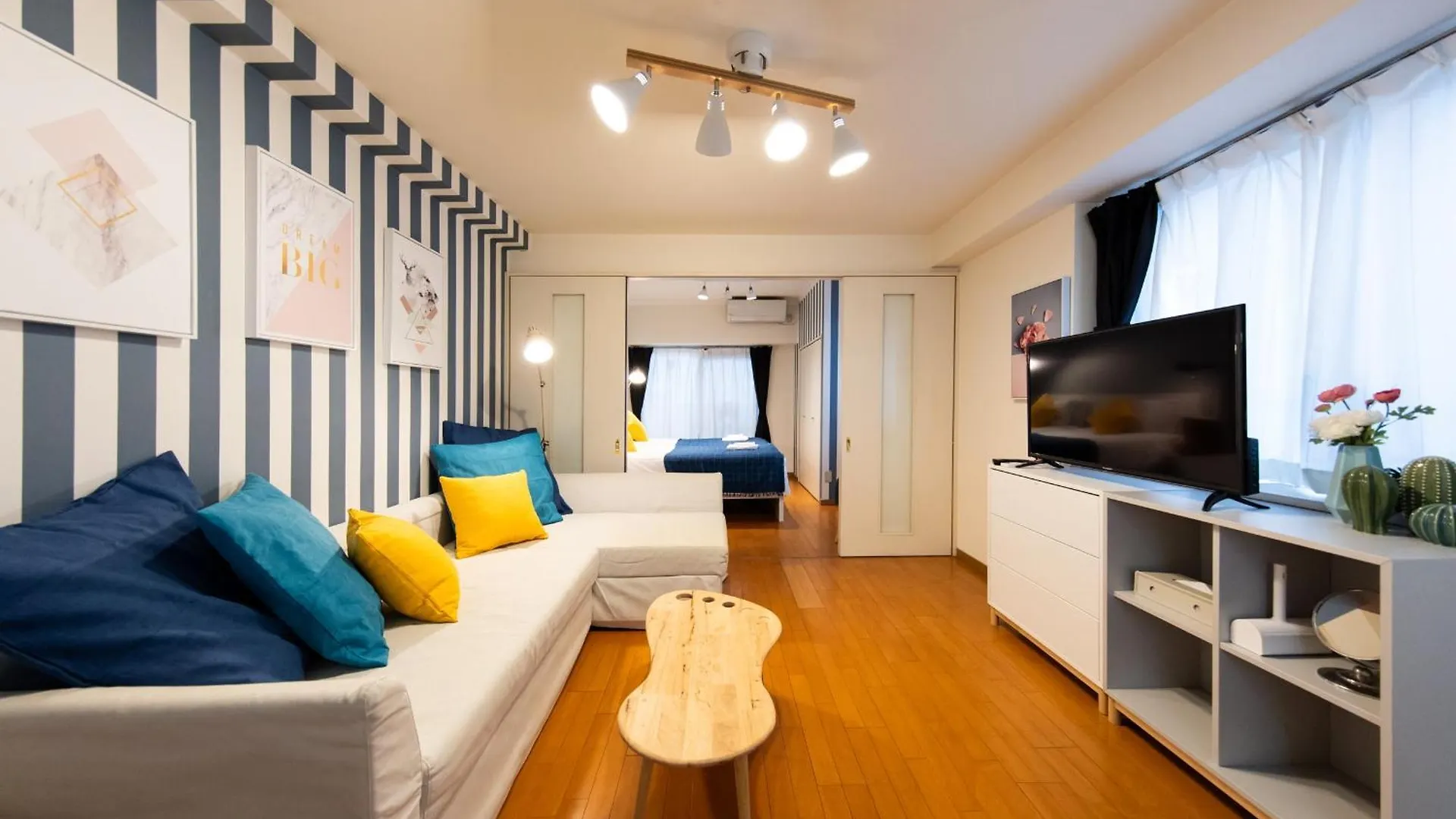 Sky Living Apartment Osaka