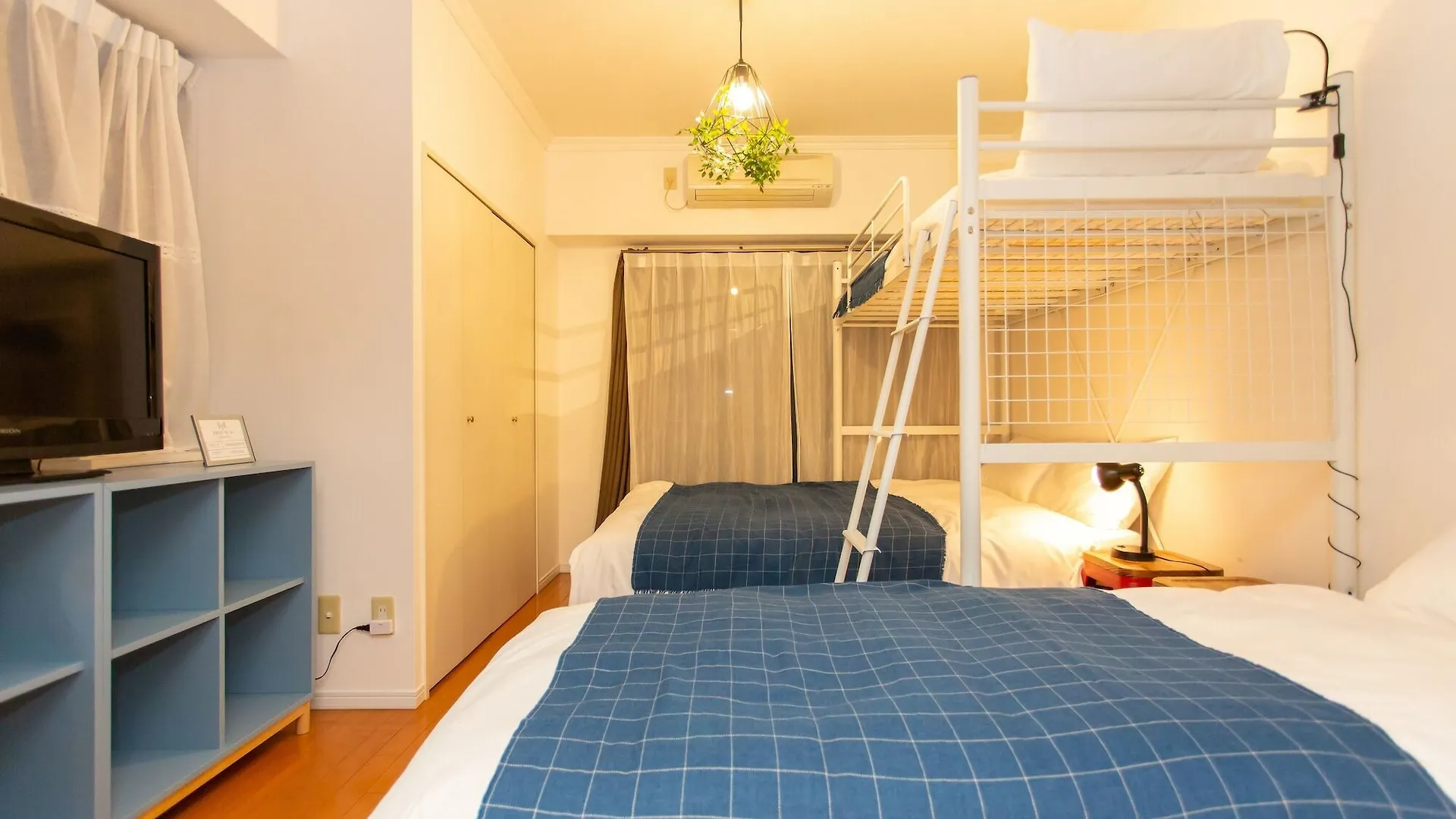 Sky Living Apartment Osaka